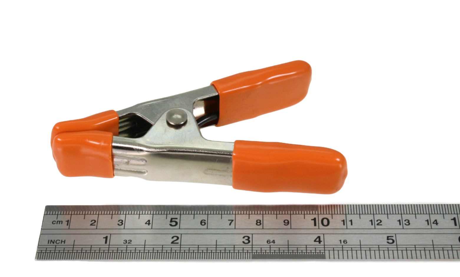 25mm clamp next to a ruler