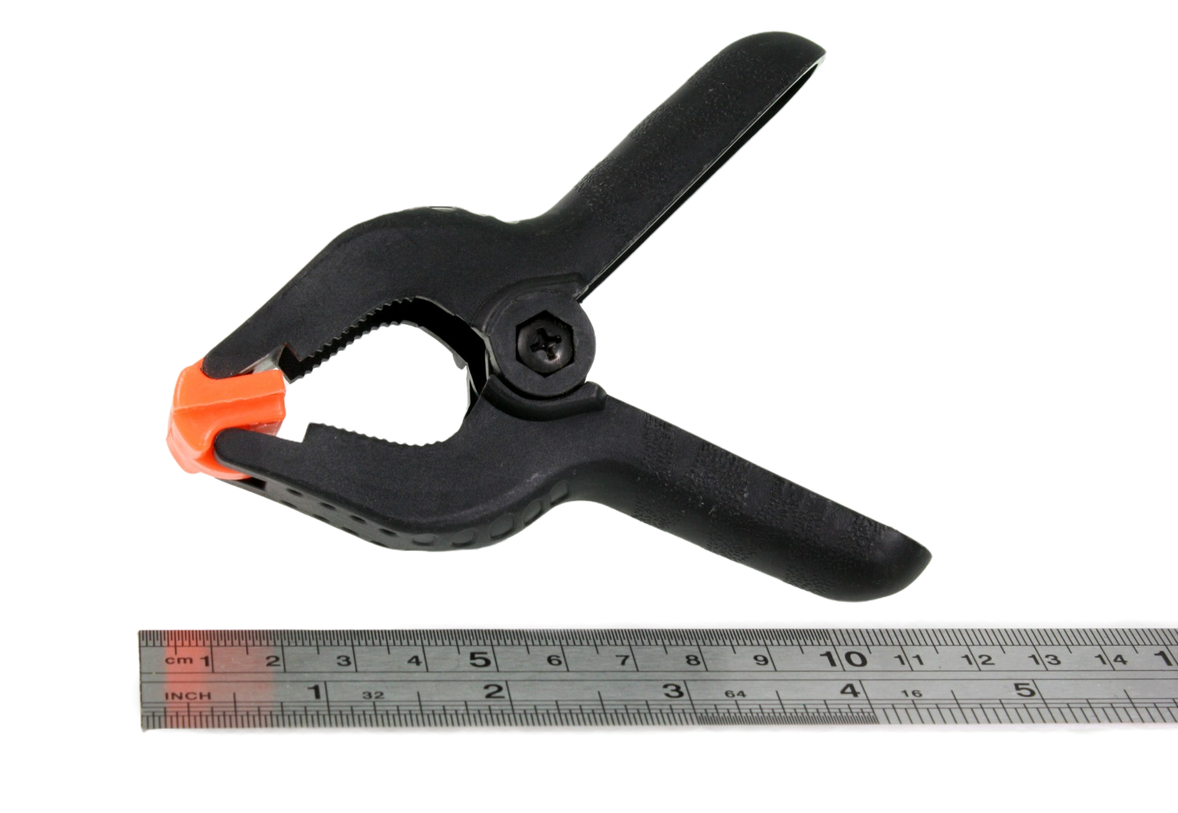 30mm spring clamp, next to a ruler, showing the total length to be just under 12cm
